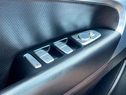 Used 2023 Genesis G70 3.3T w/ Sport Advanced Package AWD/4WD image 18
