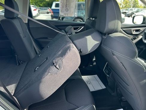 Used 2022 Subaru Forester Premium image 44