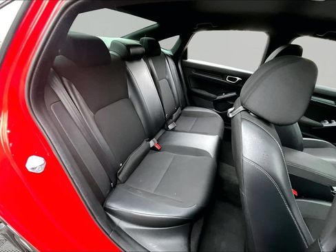 Used 2023 Honda Civic Sport image 19