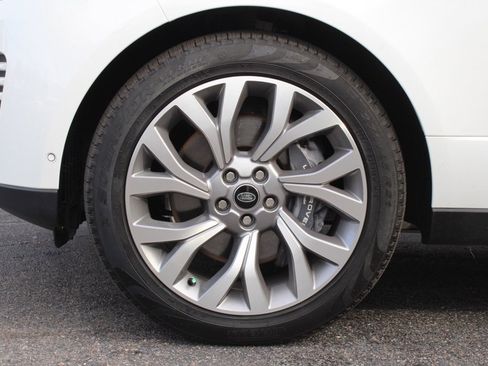 Used 2022 Land Rover Range Rover P525 Westminster Edition image 11