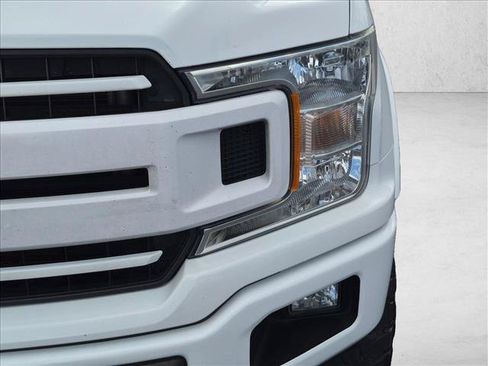 Used 2020 Ford F150 XLT w/ Equipment Group 302A Luxury AWD/4WD image 9
