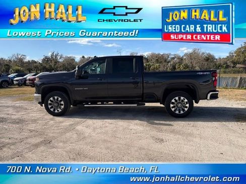 Used 2024 Chevrolet Silverado 2500 LT w/ All Star Edition image 4
