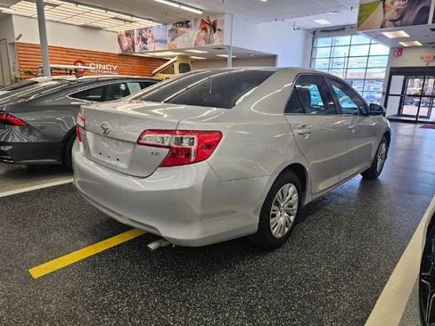 Used 2012 Toyota Camry LE image 6
