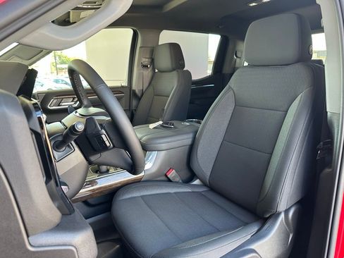 New 2026 GMC Sierra 1500 Elevation image 12