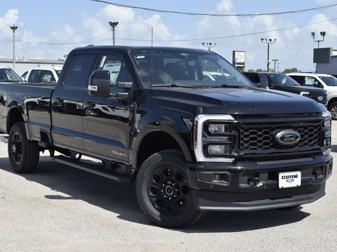 New 2025 Ford F350 Lariat w/ Lariat Ultimate Package image 3