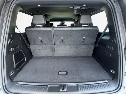 New 2026 Jeep Grand Wagoneer Limited w/ 8-Passenger Seating Package image 35