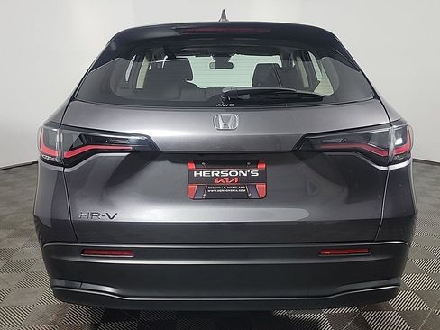 Certified 2023 Honda HR-V LX image 5