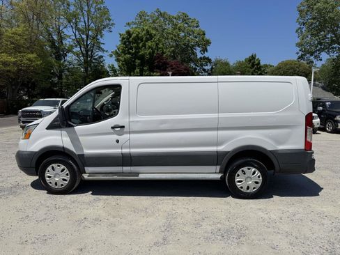 Used 2015 Ford Transit 250 130 Low Roof w/ Exterior Upgrade Package RWD image 8