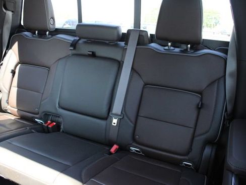 Used 2024 GMC Sierra 1500 Denali AWD/4WD image 22