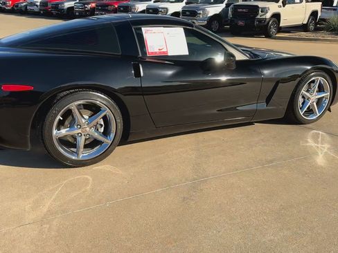Used 2013 Chevrolet Corvette Coupe w/ 3LT Preferred Equipment Group image 4