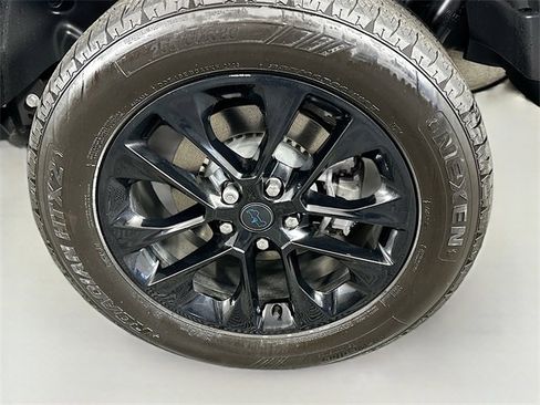 Used 2024 Jeep Wrangler Unlimited Sahara image 30