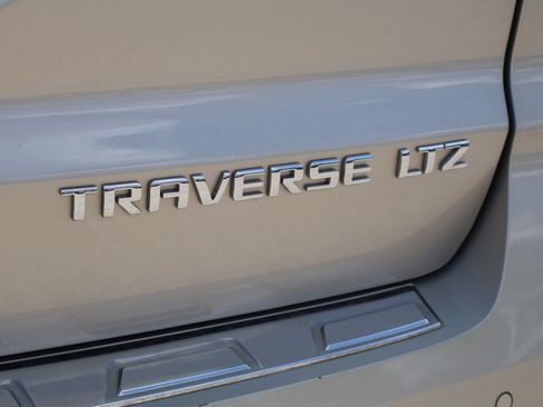 Used 2014 Chevrolet Traverse LTZ FWD image 8