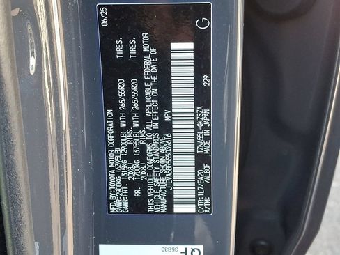 Certified 2025 Toyota 4Runner TRD Sport Premium AWD/4WD image 31