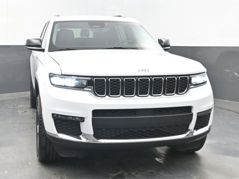 Used 2021 Jeep Grand Cherokee L Limited image 3