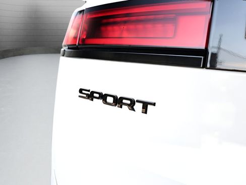 Used 2023 Land Rover Range Rover Sport SE AWD/4WD image 16