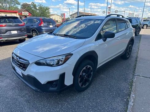 Used 2023 Subaru Crosstrek 2.0i AWD/4WD image 3