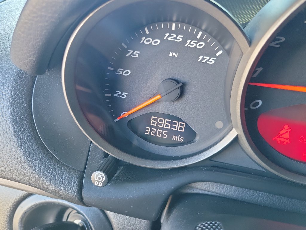 Used 2005 Porsche Boxster RWD image 19