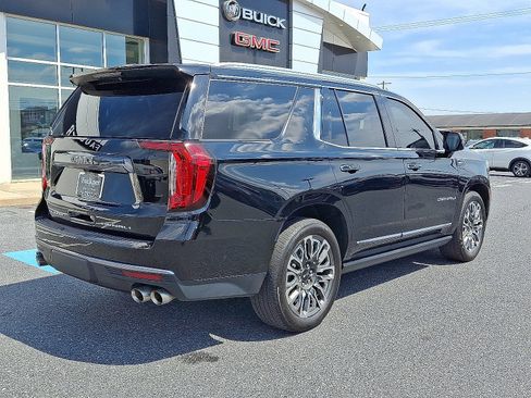 Used 2023 GMC Yukon Denali Ultimate AWD/4WD image 6