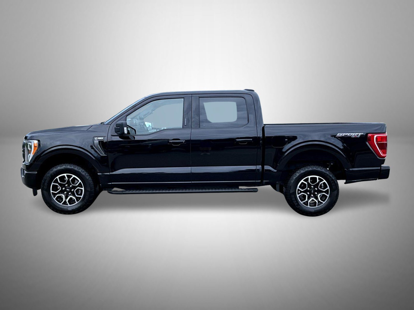Used 2023 Ford F150 XLT w/ Equipment Group 302A High AWD/4WD image 8