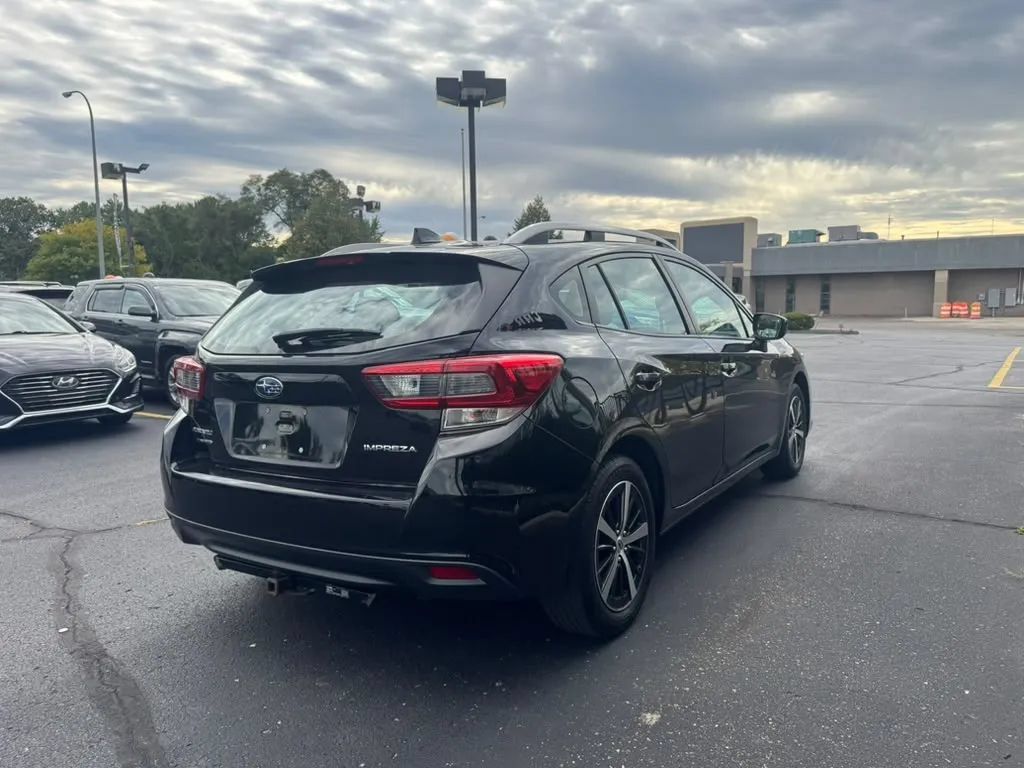 Used 2020 Subaru Impreza 2.0i Premium AWD/4WD image 7