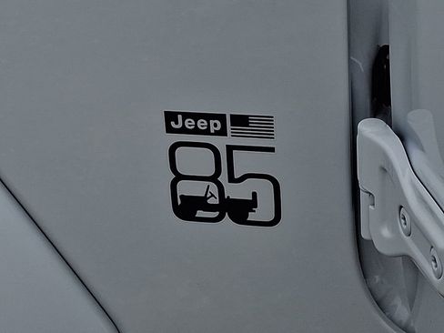 New 2026 Jeep Gladiator Sport AWD/4WD image 20