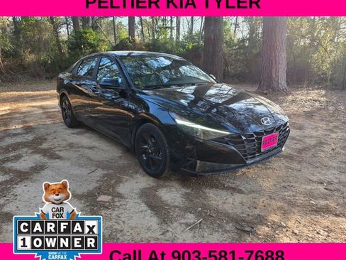 Used 2022 Hyundai Elantra SEL image 5