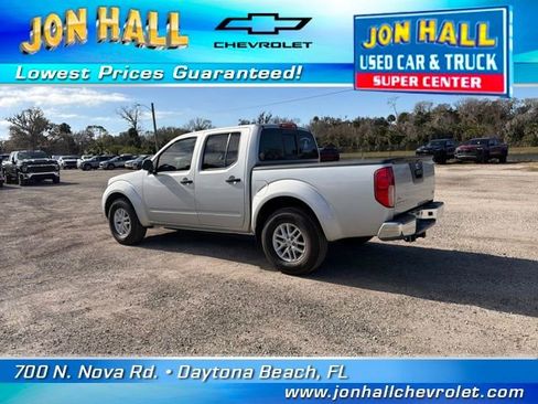 Used 2018 Nissan Frontier SV image 6