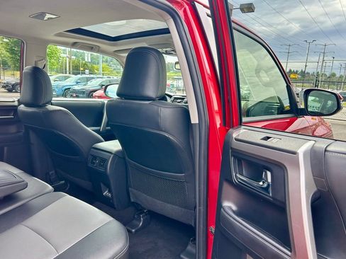 Certified 2024 Toyota 4Runner SR5 Premium w/ Moonroof Package AWD/4WD image 13
