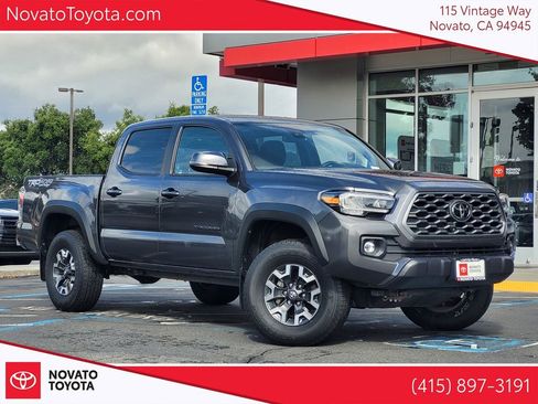 Used 2023 Toyota Tacoma TRD Off-Road w/ Technology Package AWD/4WD image 1