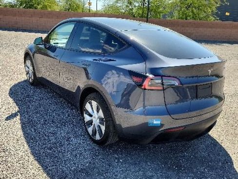 Used 2020 Tesla Model Y Long Range AWD/4WD image 7