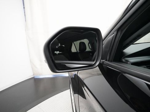 Used 2022 Ford Explorer Limited image 26