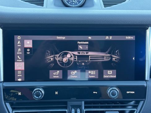 Used 2023 Porsche Macan image 29