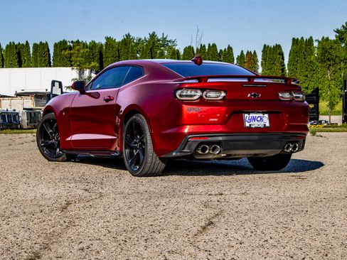 Used 2023 Chevrolet Camaro SS RWD image 7