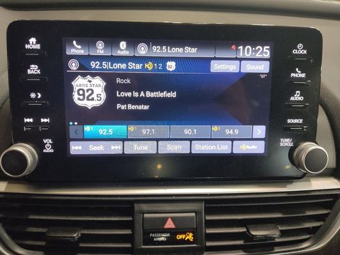 Used 2019 Honda Accord EX image 25