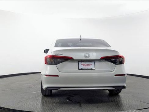 Used 2023 Honda Civic LX image 7