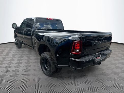 New 2026 RAM 3500 Big Horn AWD/4WD image 7