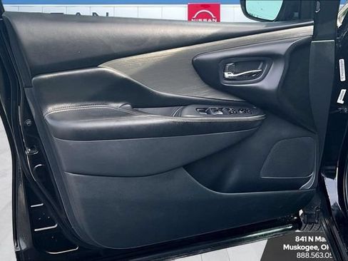 Used 2018 Nissan Murano SV AWD/4WD image 20