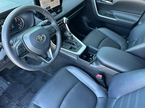 Used 2023 Toyota RAV4 XLE Premium AWD/4WD image 10