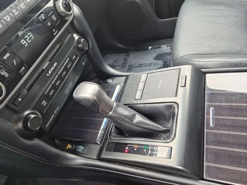Used 2022 Lexus GX 460 Luxury w/ Off Road Package AWD/4WD image 15