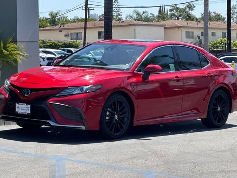 Certified 2022 Toyota Camry XSE w/ Navigation Upgrade Package FWD image 10