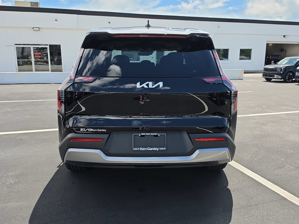 New 2026 Kia EV9 Light RWD image 7