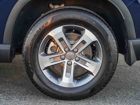 Certified 2025 Honda Pilot EX-L image 10