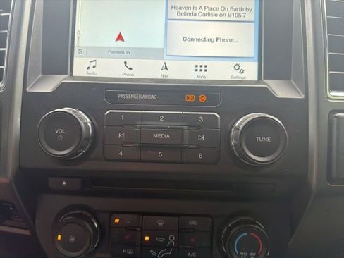 Used 2017 Ford F250 XLT w/ XLT Premium Package image 40