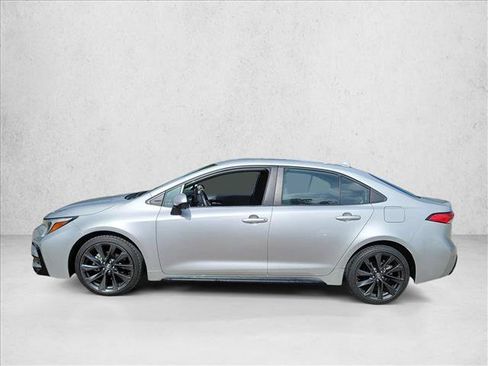 Used 2024 Toyota Corolla SE FWD image 9