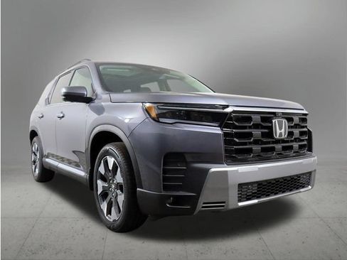 New 2026 Honda Pilot Touring image 7