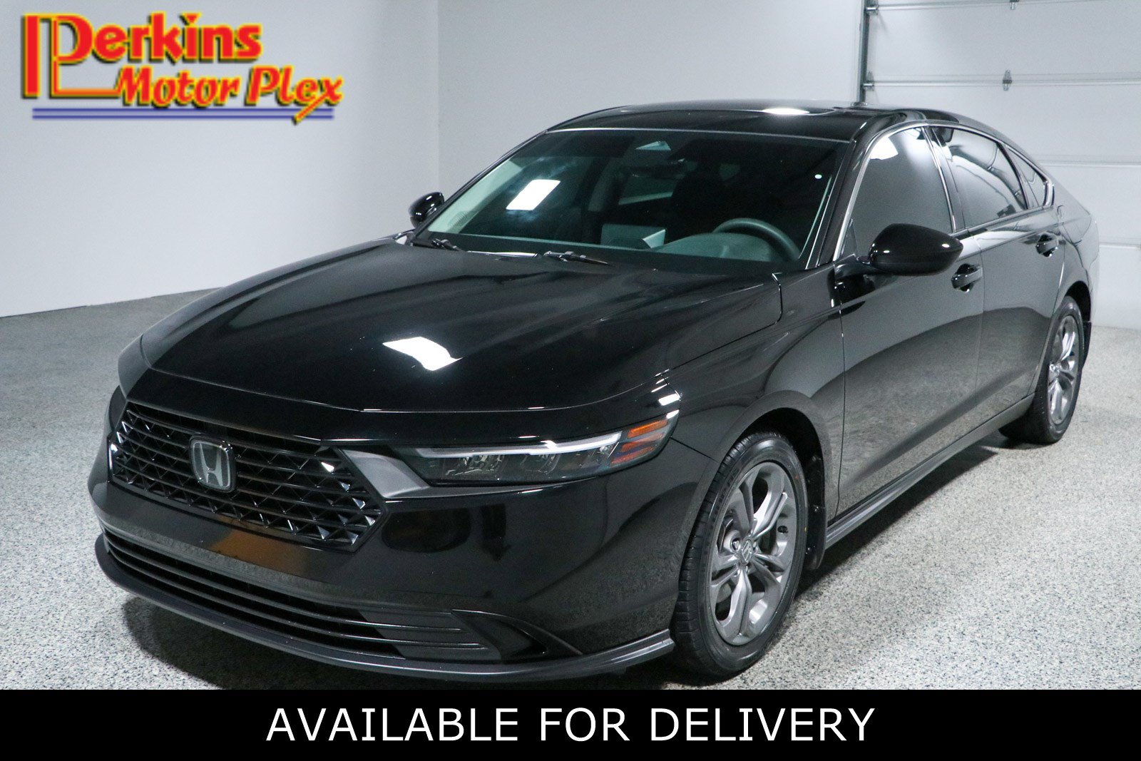 Used 2024 Honda Accord EX image 1