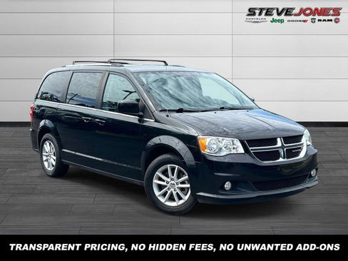 Used 2019 Dodge Grand Caravan SXT FWD image 1