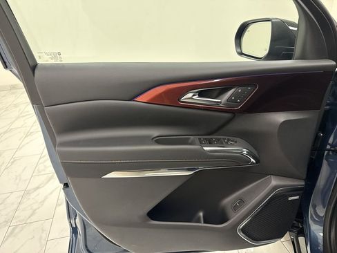 New 2026 Chevrolet Traverse RS w/ LPO, Floor Liner Package image 23