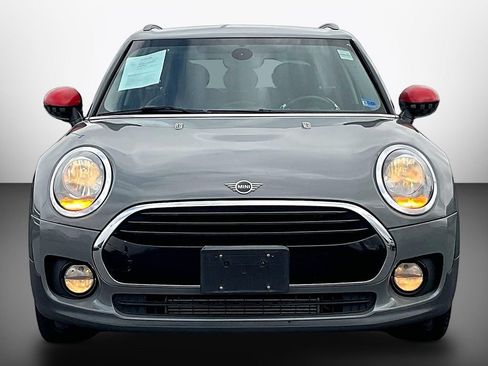 Used 2019 MINI Cooper Clubman ALL4 AWD/4WD image 2