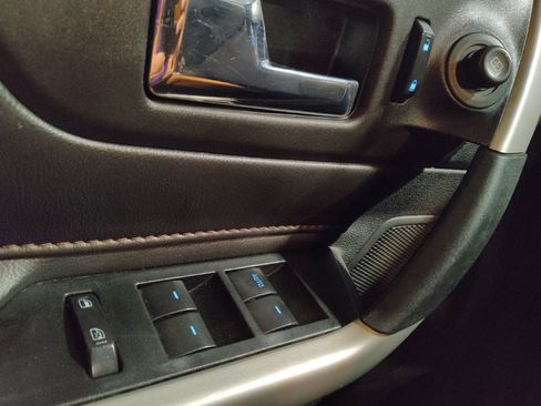 Used 2013 Ford Edge SEL image 27